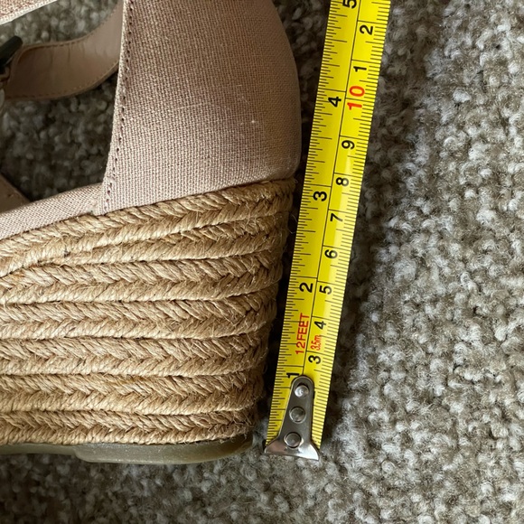 Lauren Ralph Lauren Wedges, Size 10 - Picture 10 of 11